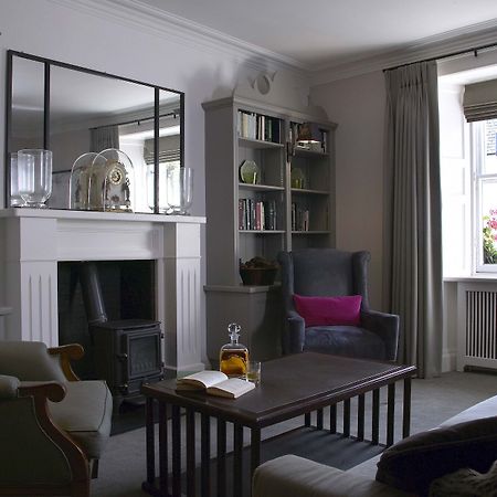 Melville House Comrie Eksteriør billede